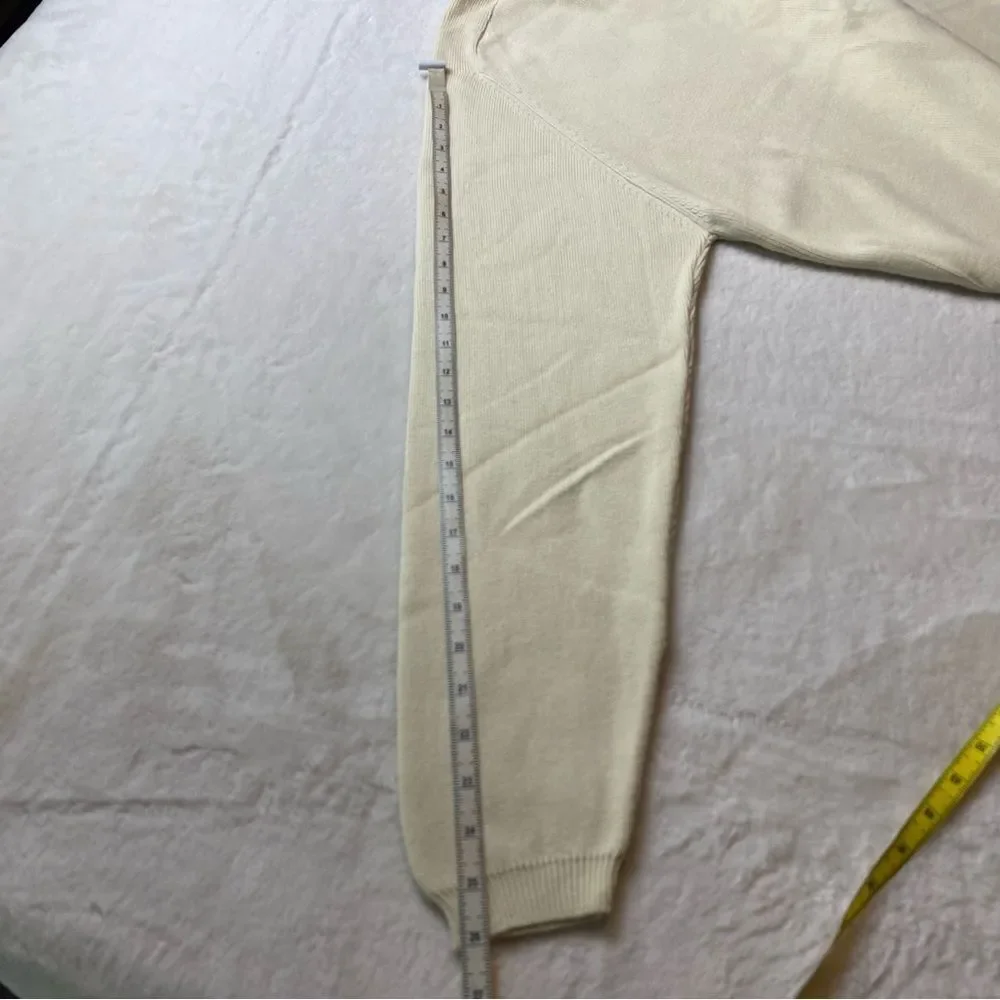 Eddie Bauer Very Pale Yellow Long Sleeve Crew Neck Knit Sweater Size Large - Picture 11 of 11